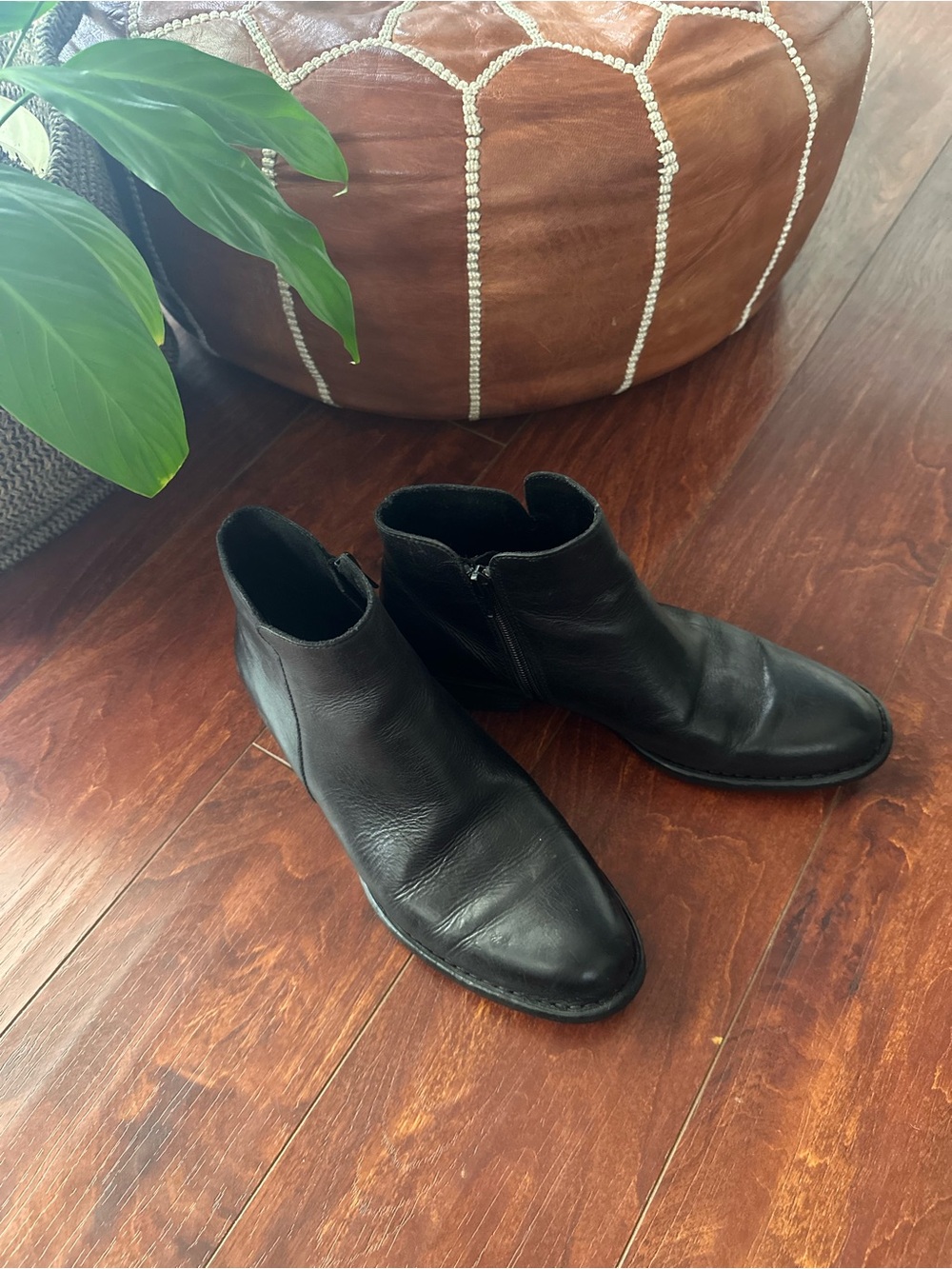 Born Lauryl Black Leather Zip Ankle Bootie